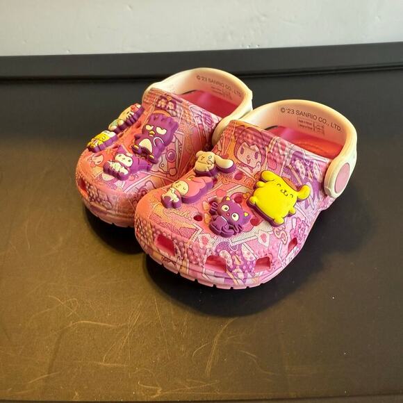 Crocs Hello Kitty & Friends C9 Pink Sanrio Collab Clogs with Jibbitz Charms - Picture 1 of 9